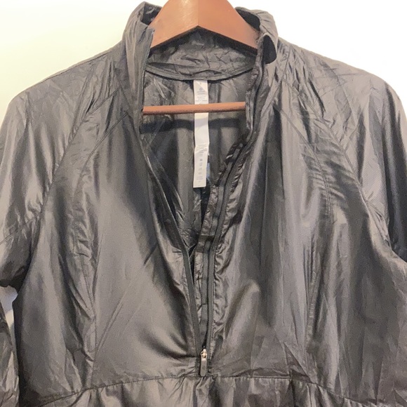 Lululemon Run With It Packable Ultra Light Water Resistant Black Size 8 - Picture 6 of 13